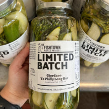Load image into Gallery viewer, Giordano&#39;s Broccolini &amp; Long Hot Pickles (32 oz)
